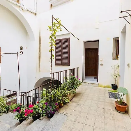 Loftbotta2cefalu * Cefalú